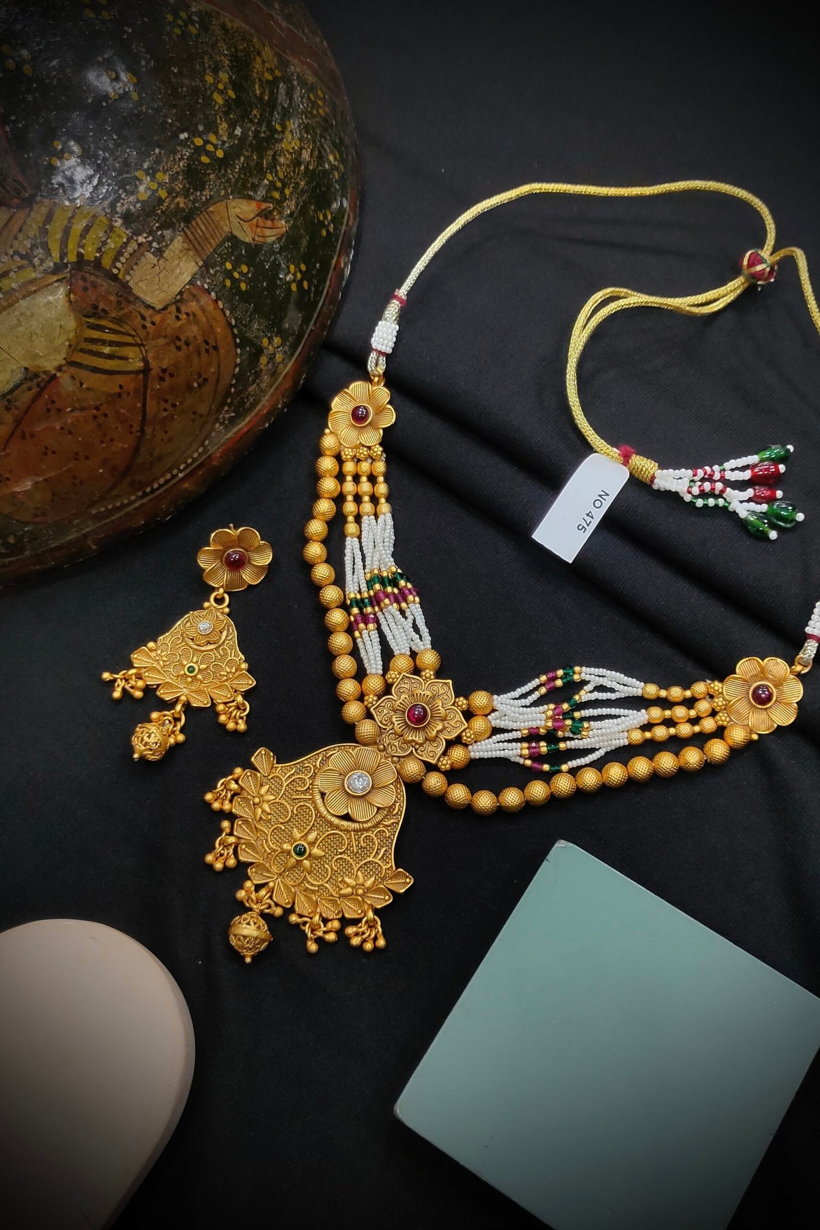 Antique Necklace Set