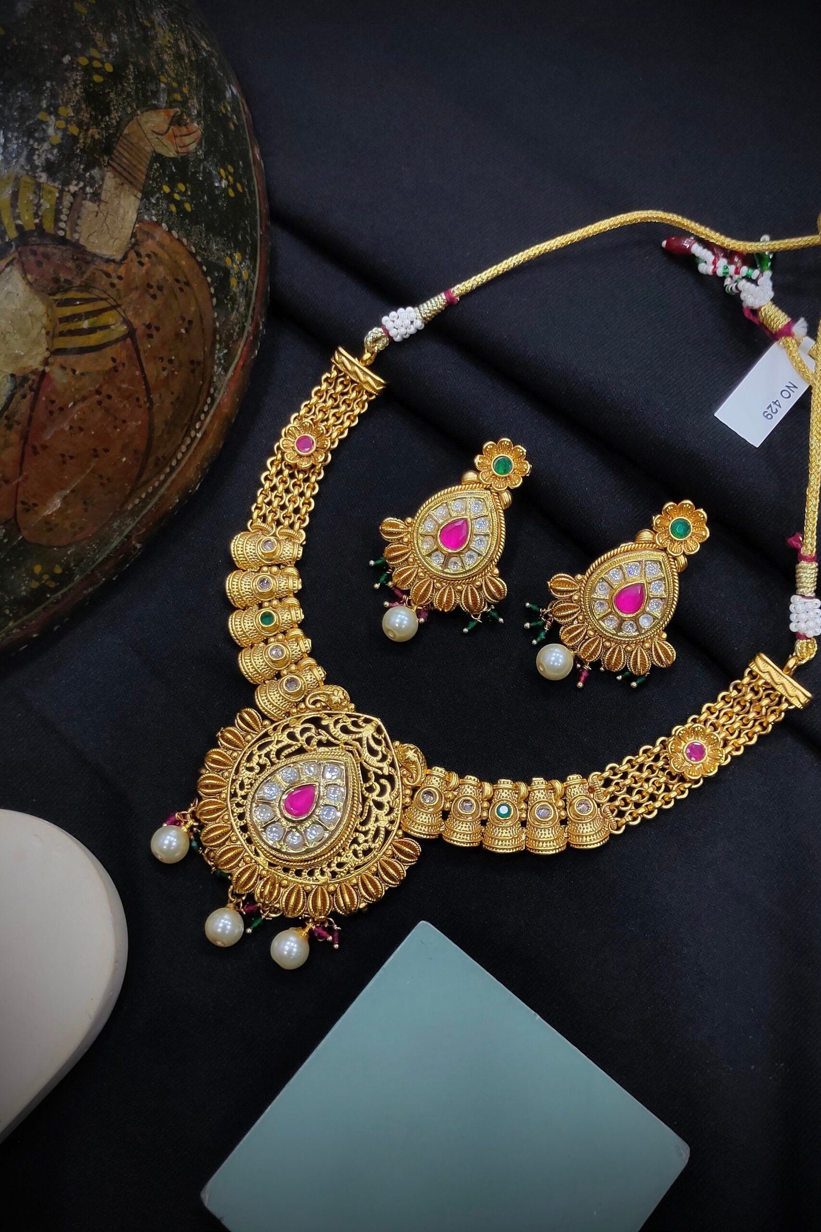 Antique Necklace Set