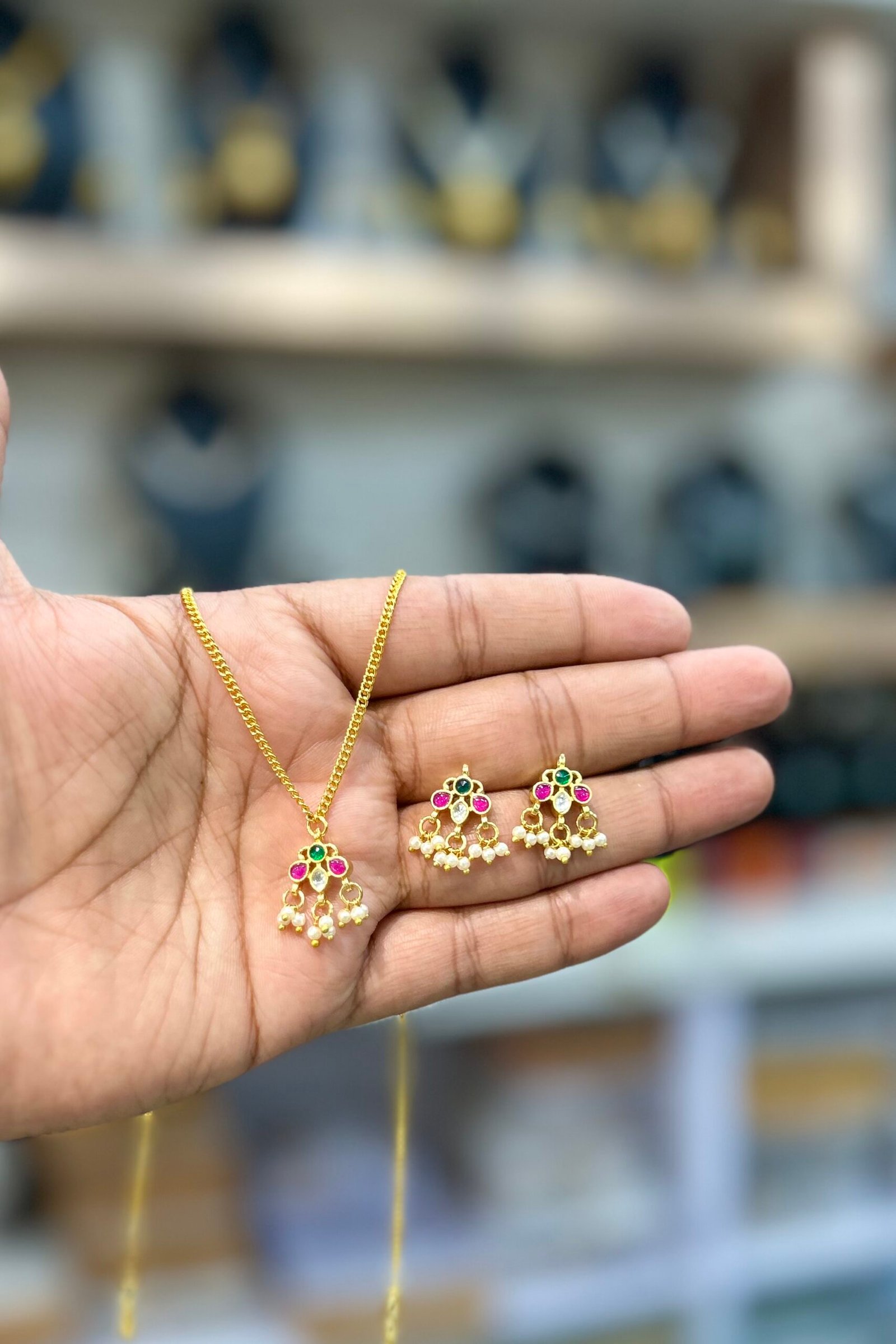 Pachi Kundan/ Jadau Pendant Set - Image 2