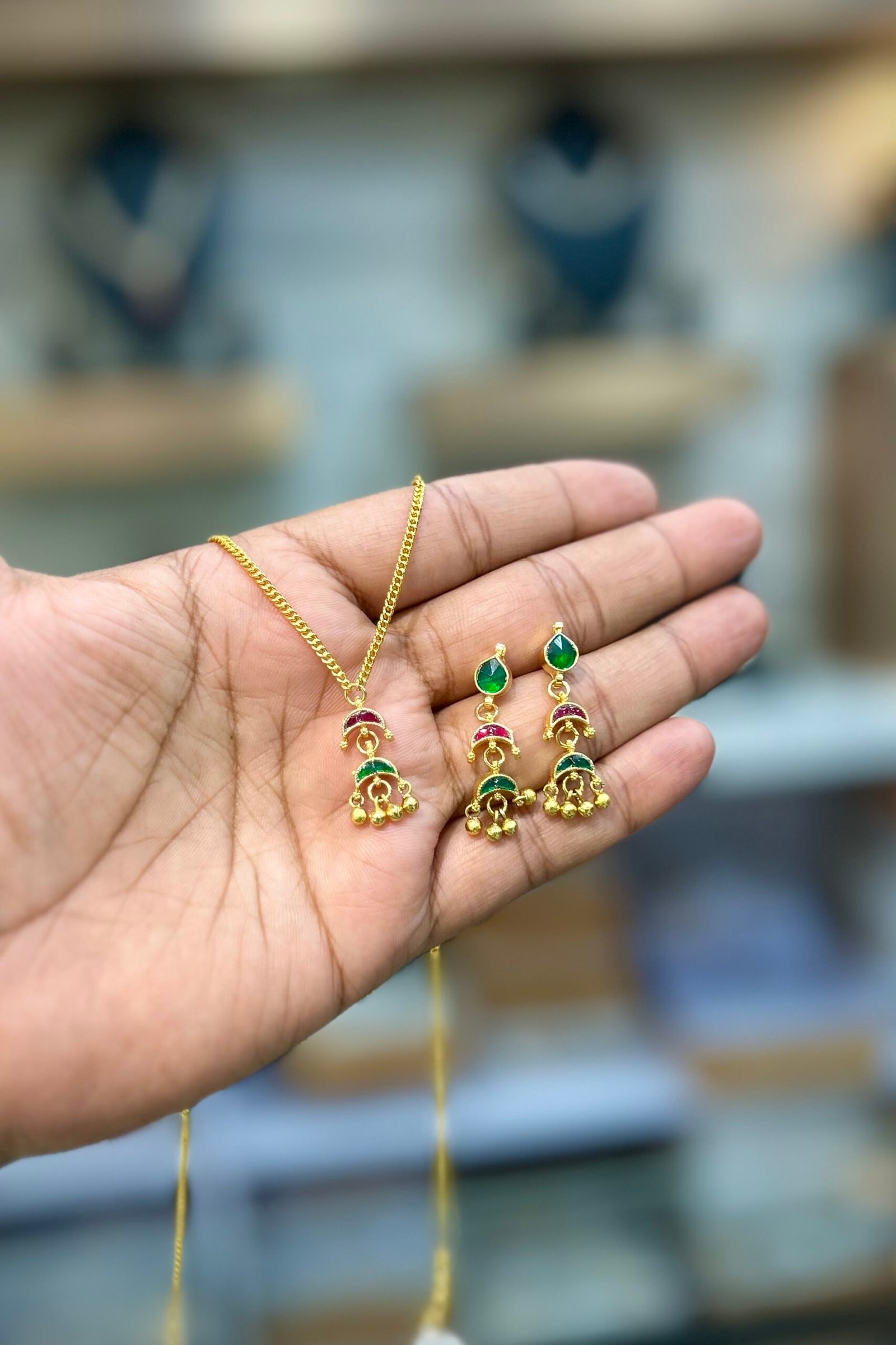 Pachi Kundan/ Jadau Pendant Set - Image 2