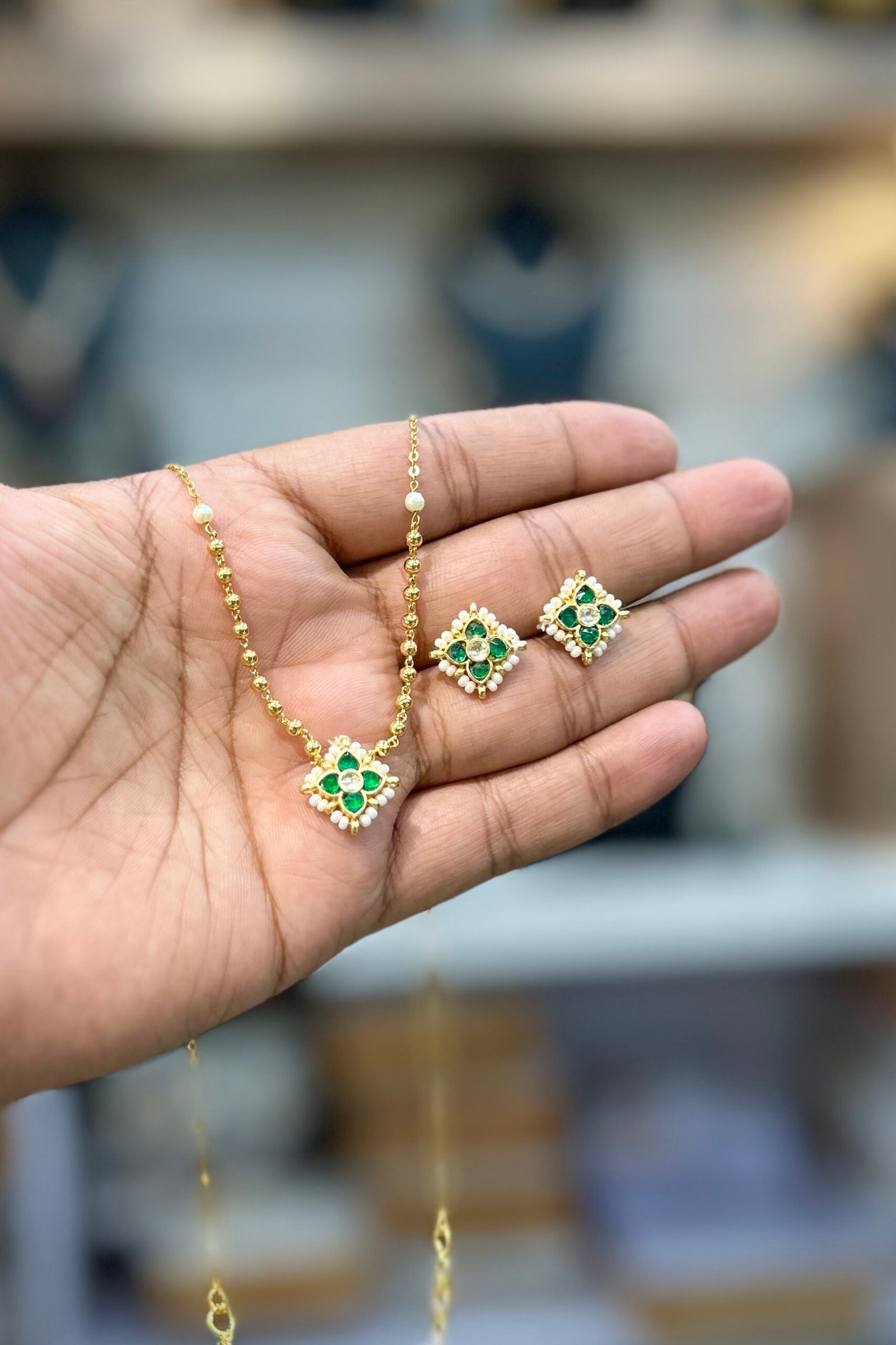 Pachi Kundan/ Jadau Pendant Set - Image 2