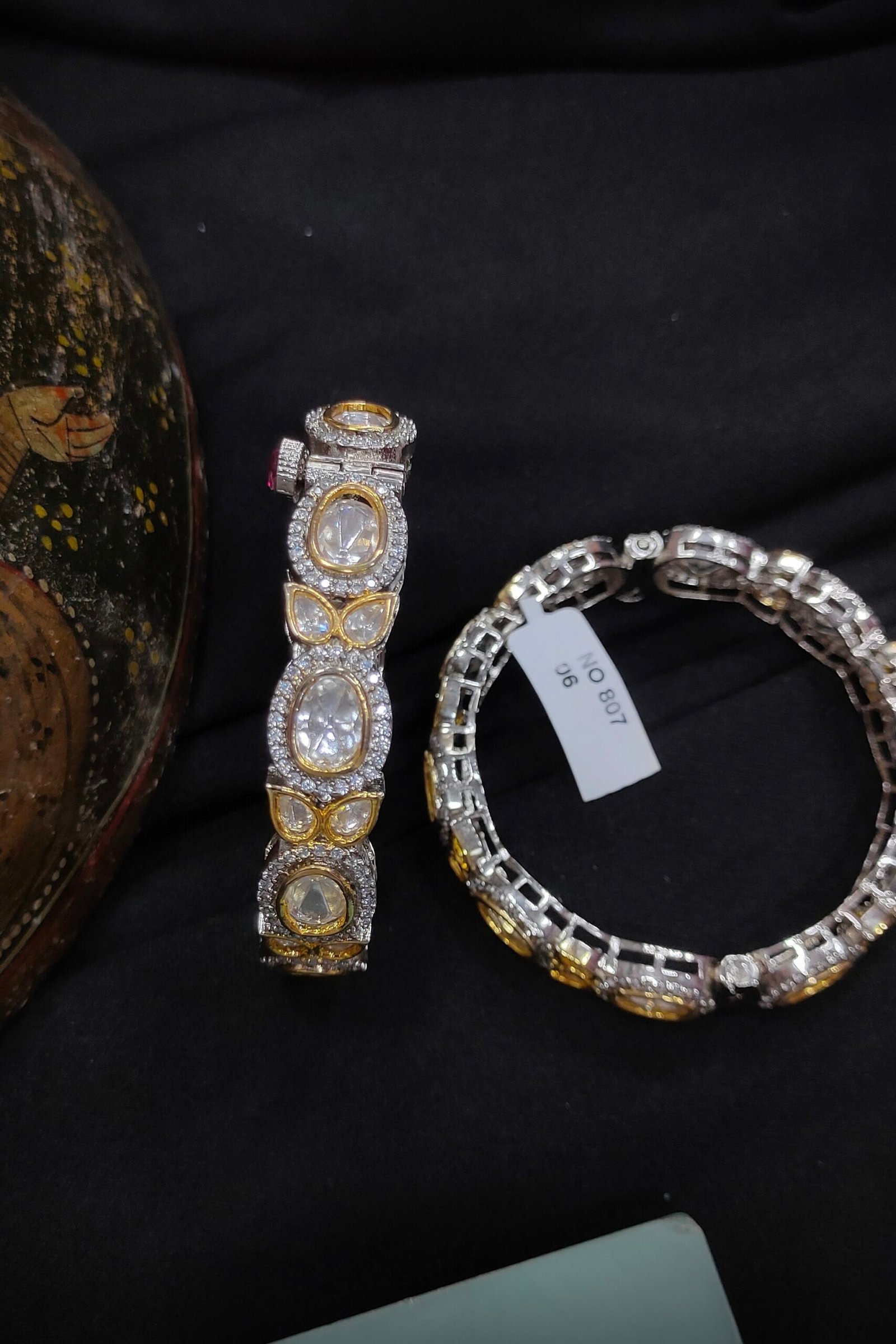 Kundan Bangles