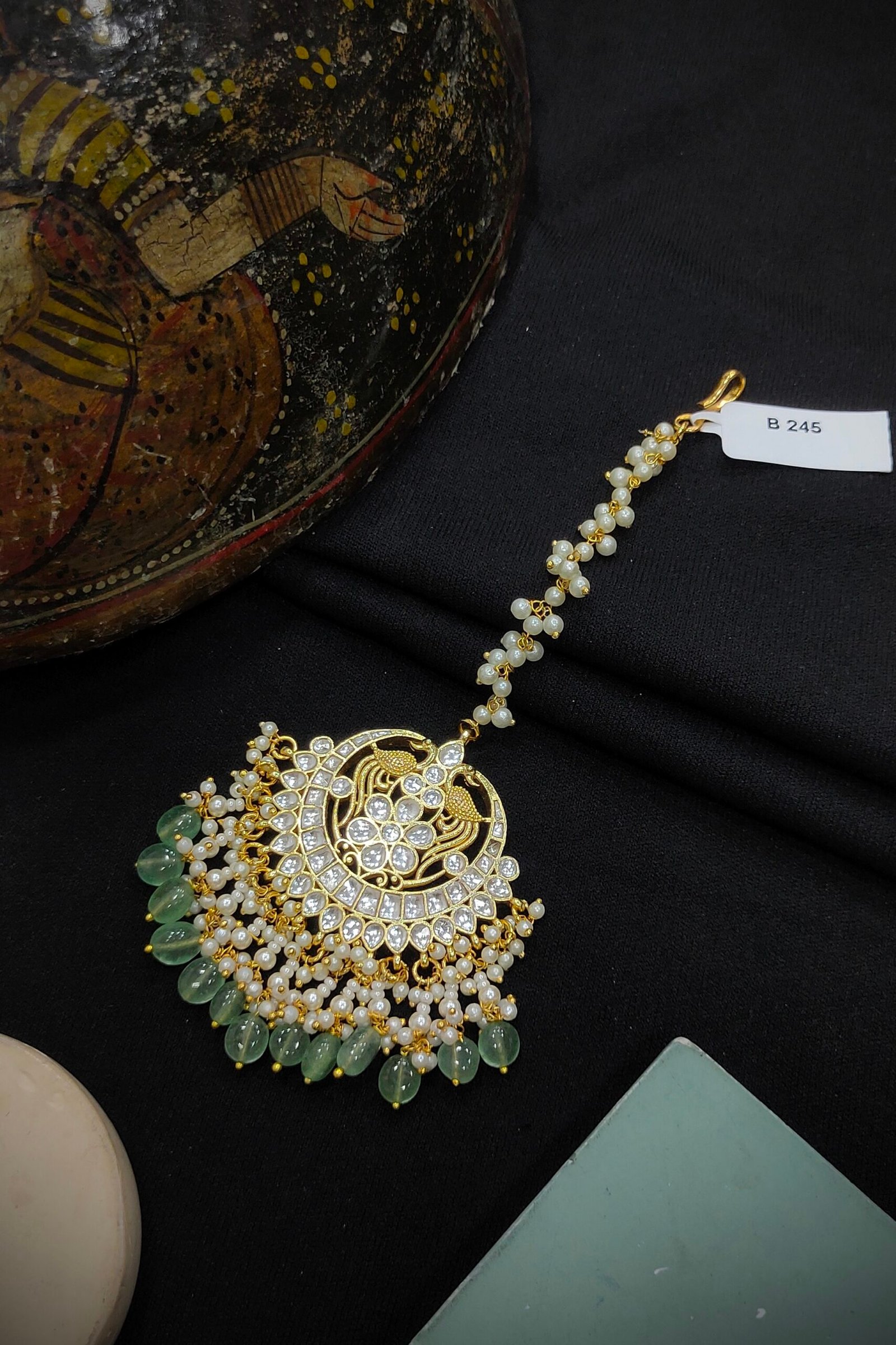 Pachi Kundan [Jadau Kundan] Mangtika / Tika (Heritage)