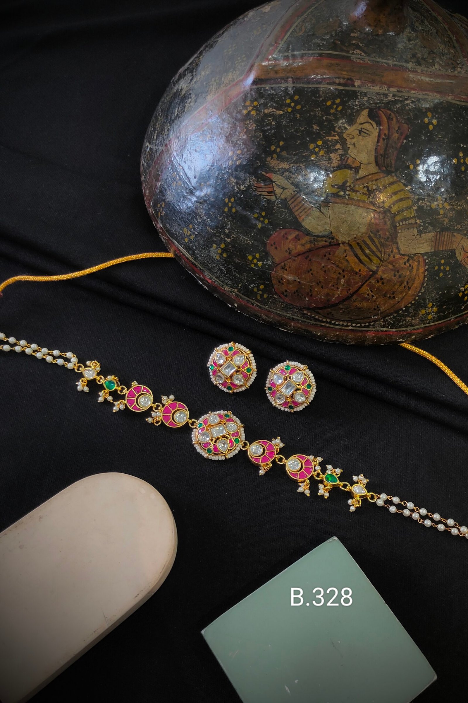 Pachi Kundan/ Jadau Choker set