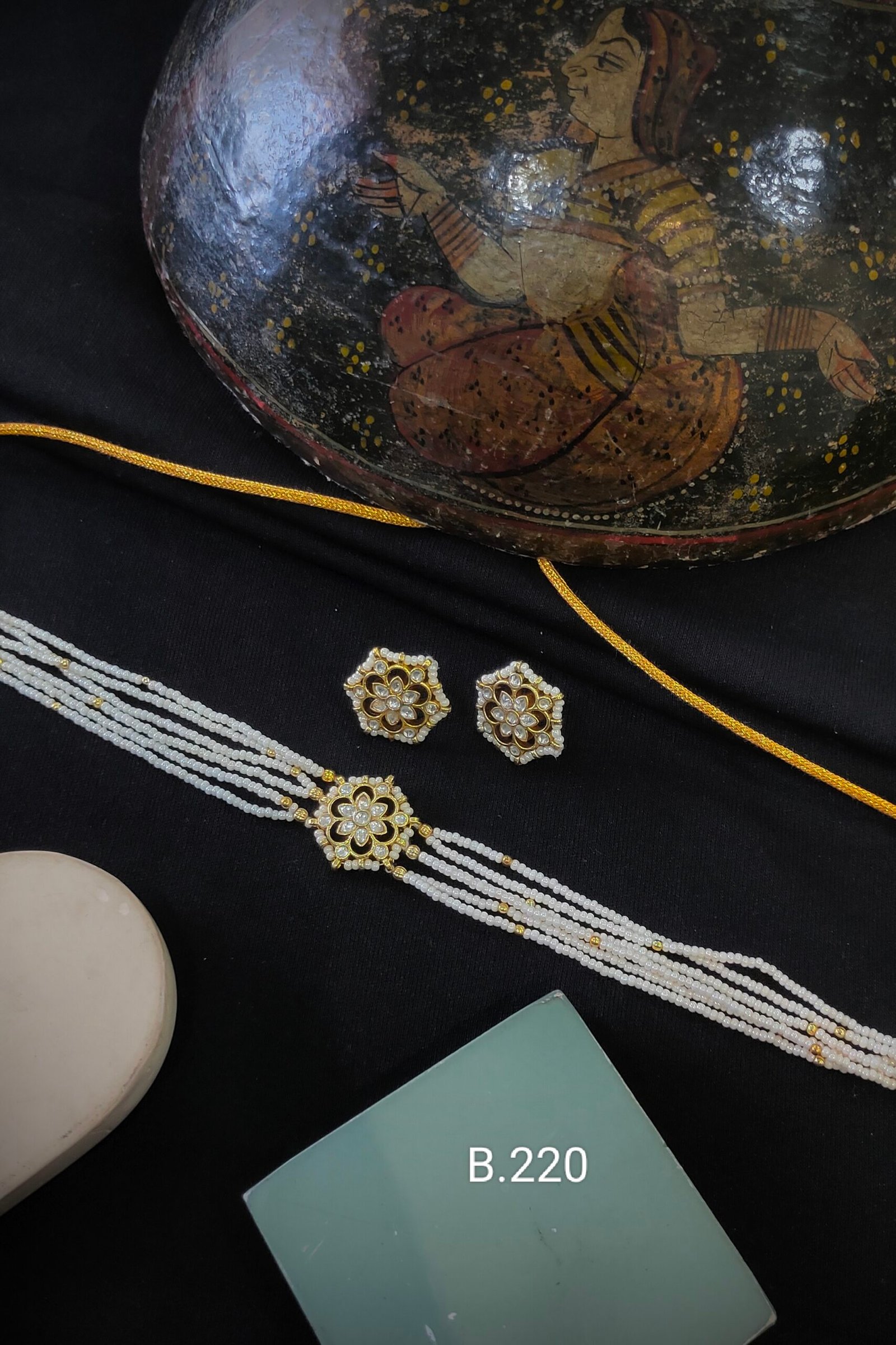 Pachi Kundan/ Jadau Choker set