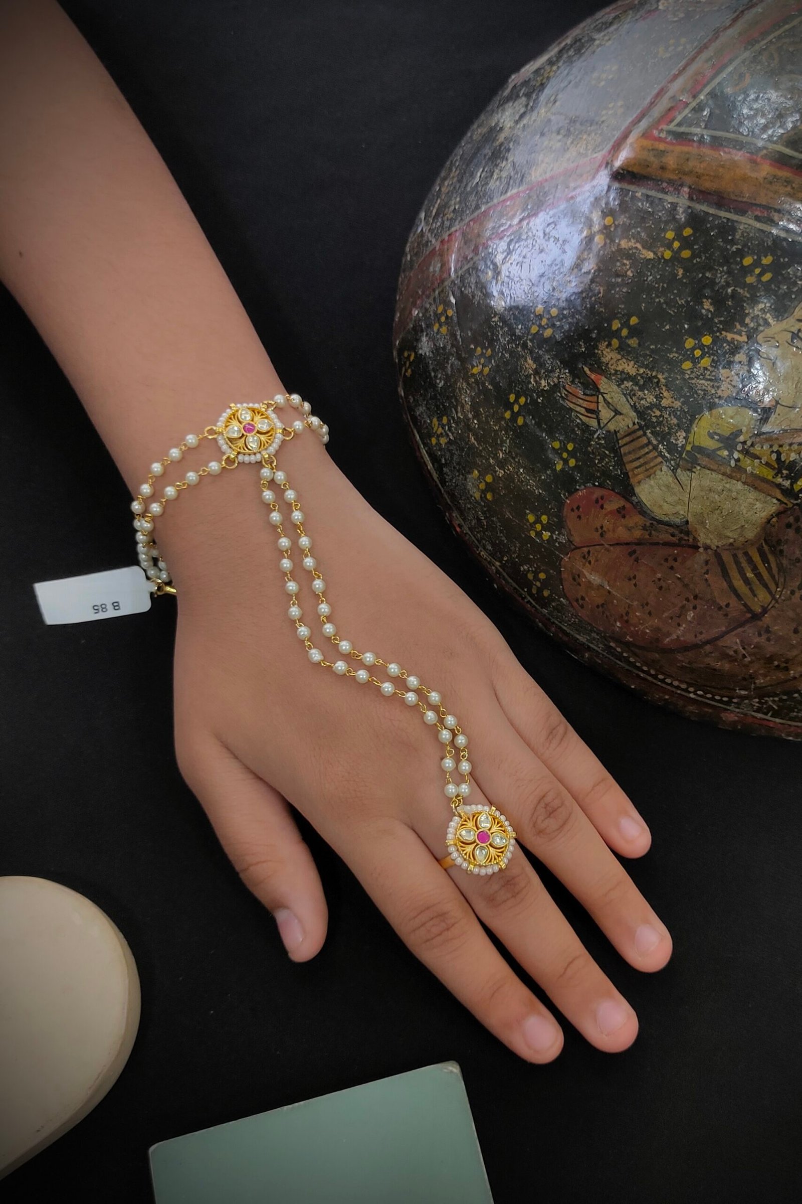 Pachi Kundan/ Jadau Hath Phool [Pohcha]