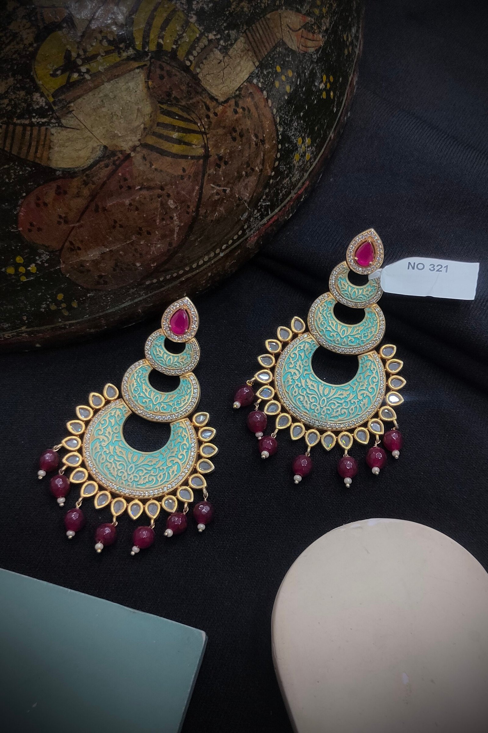 Kundan Earrings.
