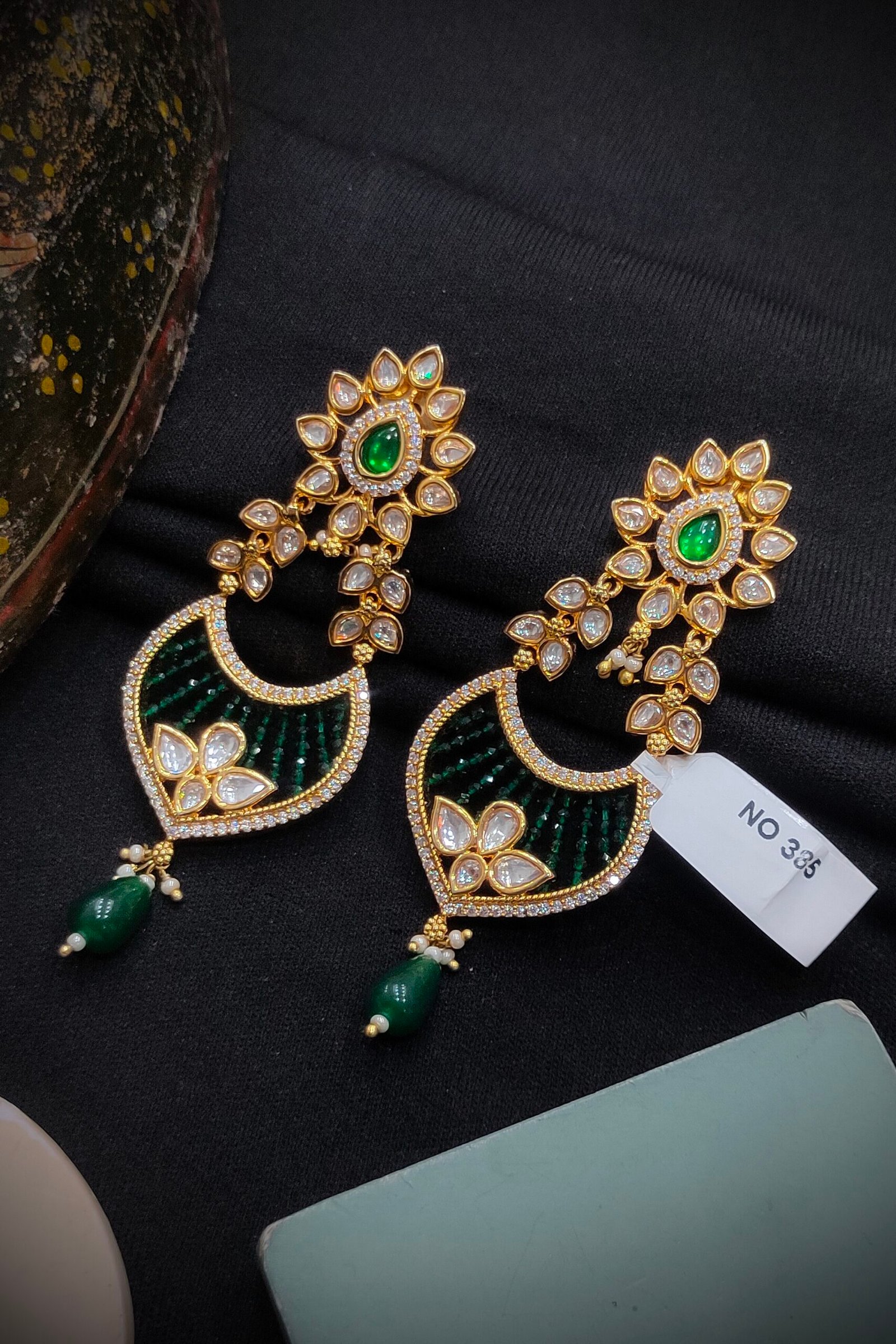 Kundan Earrings.