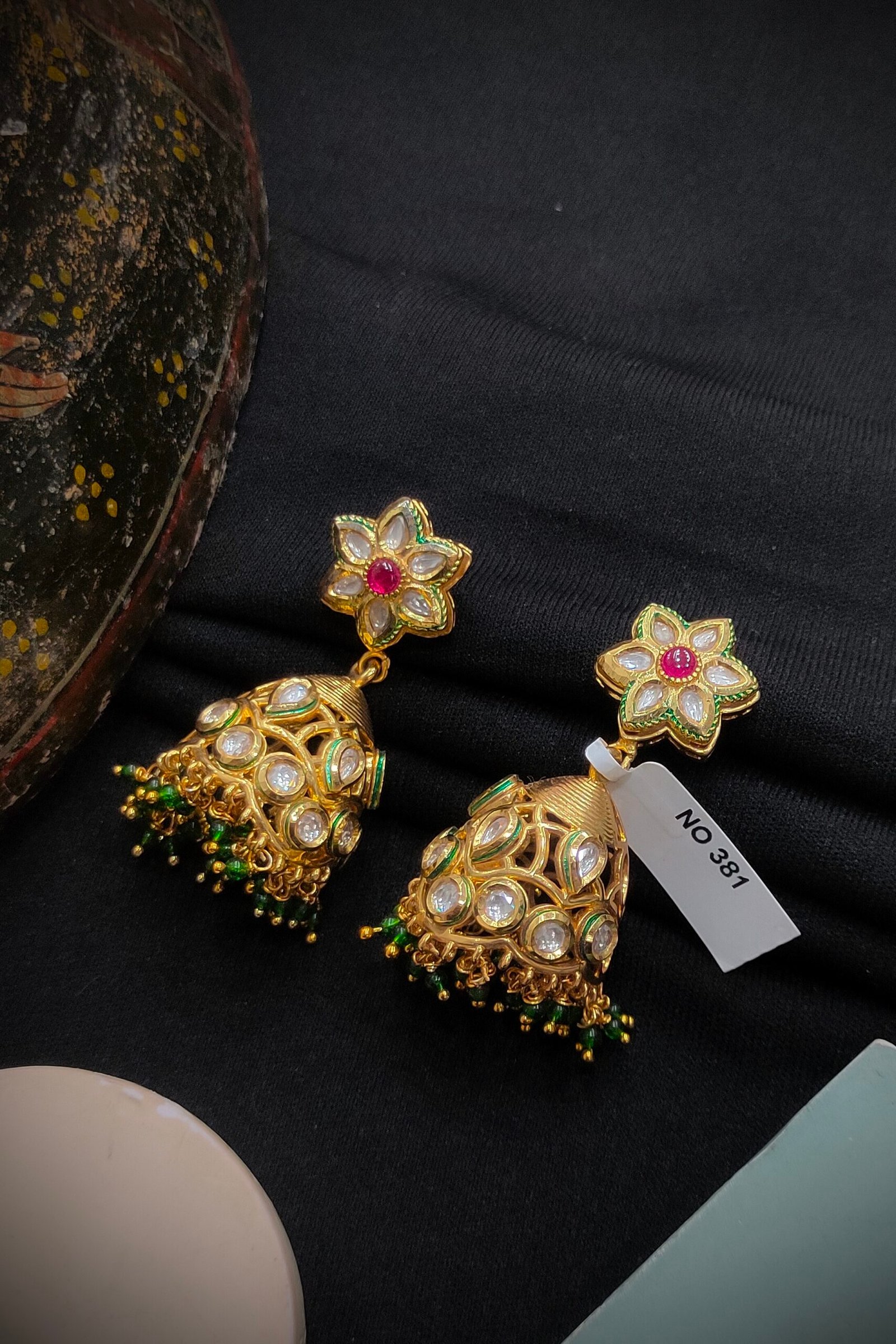 Kundan Jumkha Earrings.