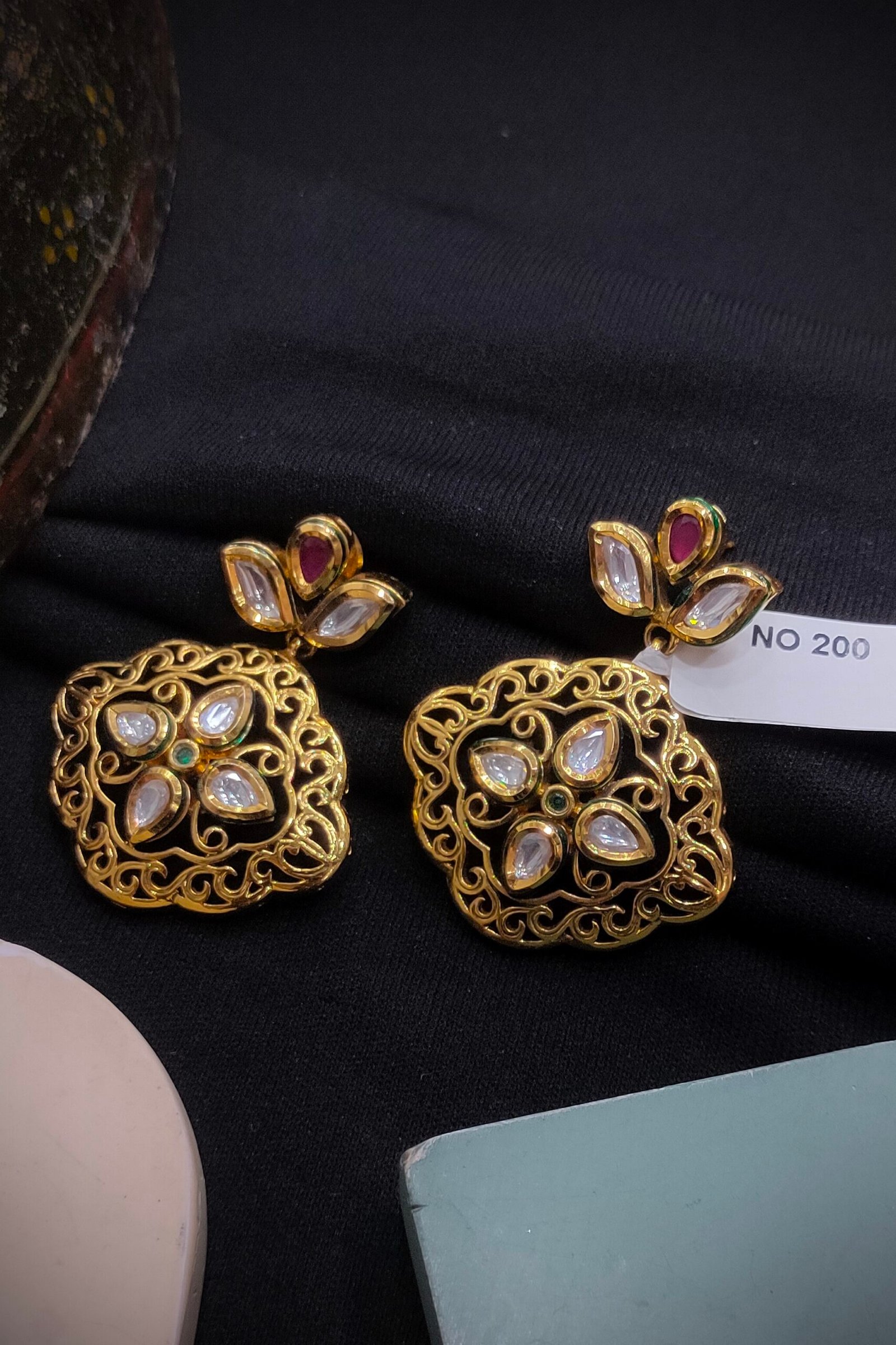 Kundan Earrings.
