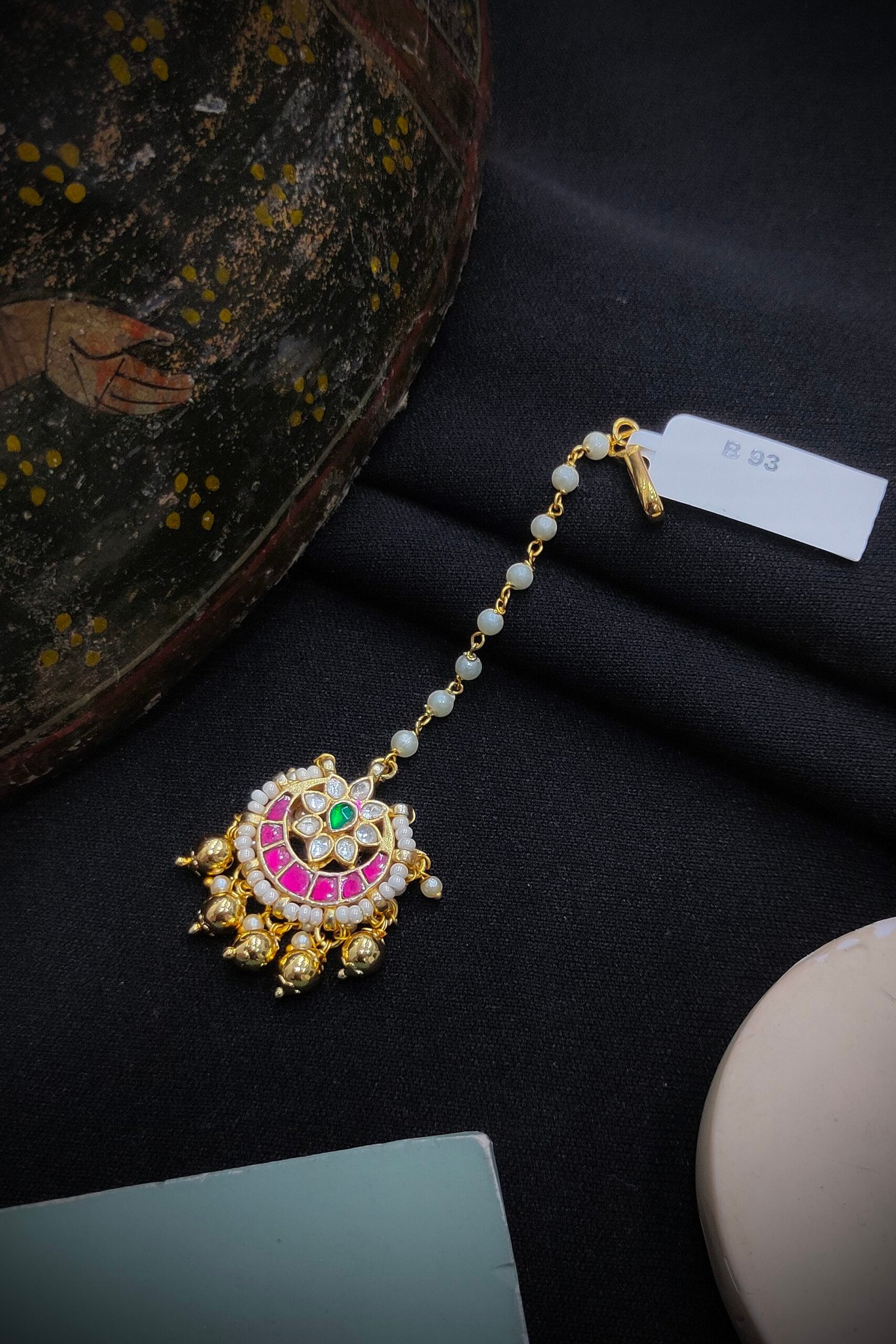 Pachi Kundan [Jadau Kundan] Mangtika / Tika