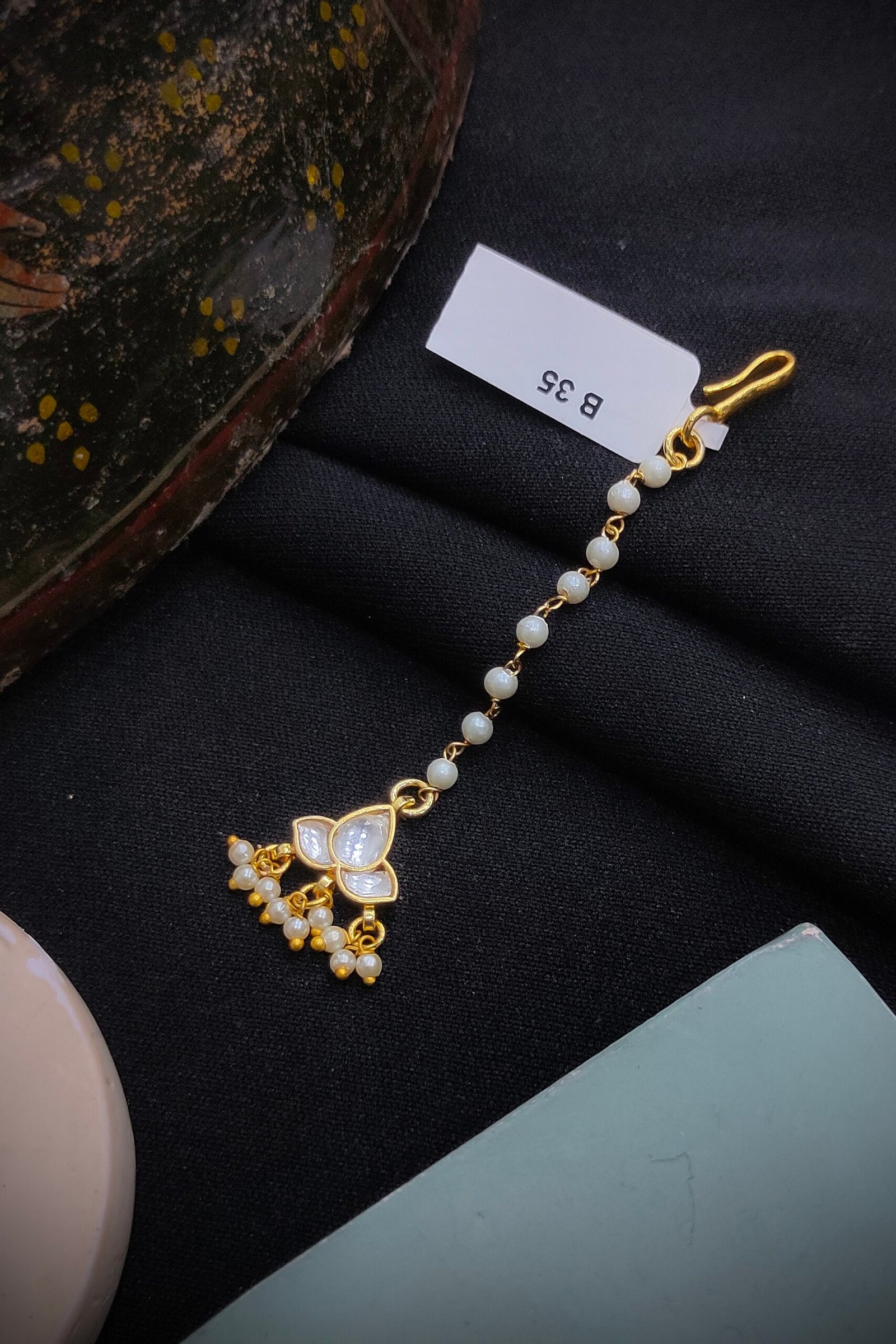 Pachi Kundan [Jadau Kundan] Mangtika / Tika