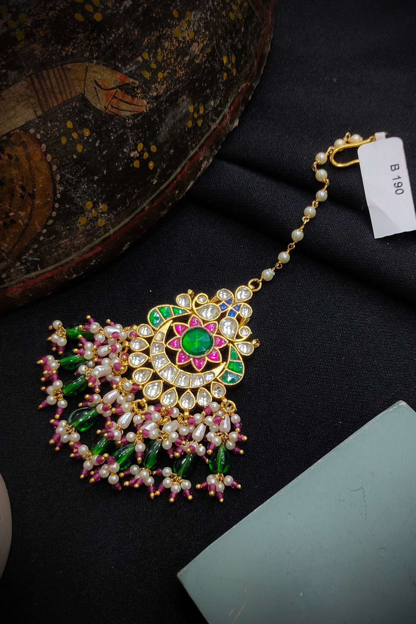 Pachi Kundan [Jadau Kundan] Mangtika / Tika