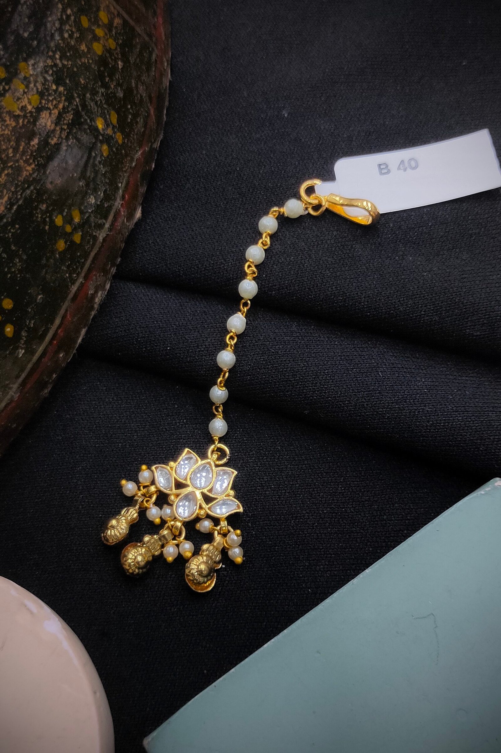 Pachi Kundan [Jadau Kundan] Mangtika / Tika