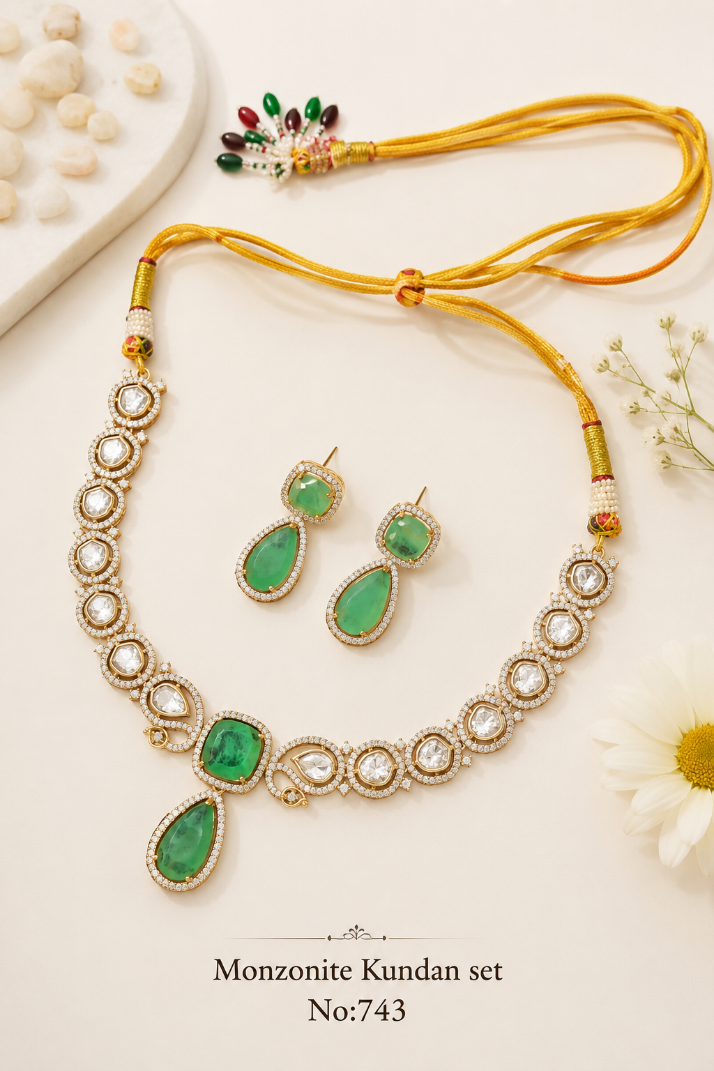 Monzonite Kundan sets