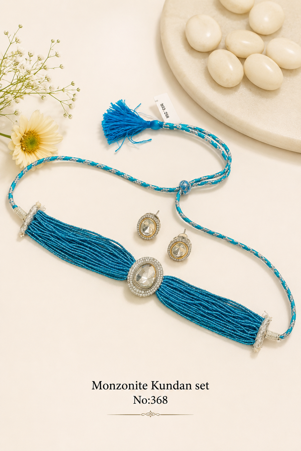 Monzonite Kundan Sets