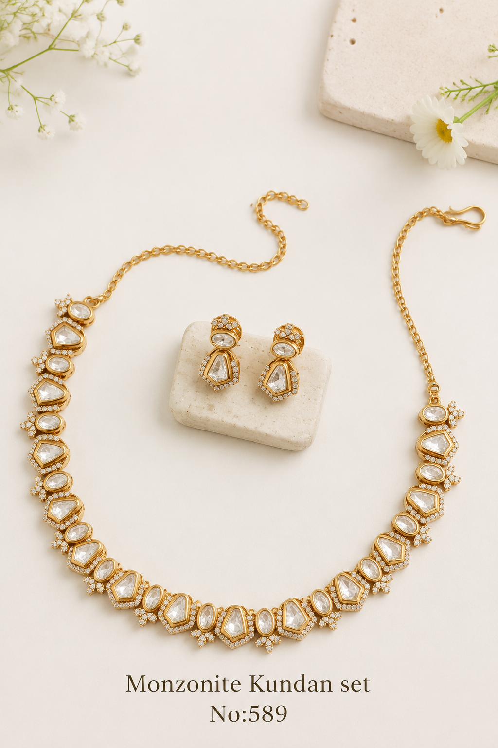 Monzonite Kundan sets