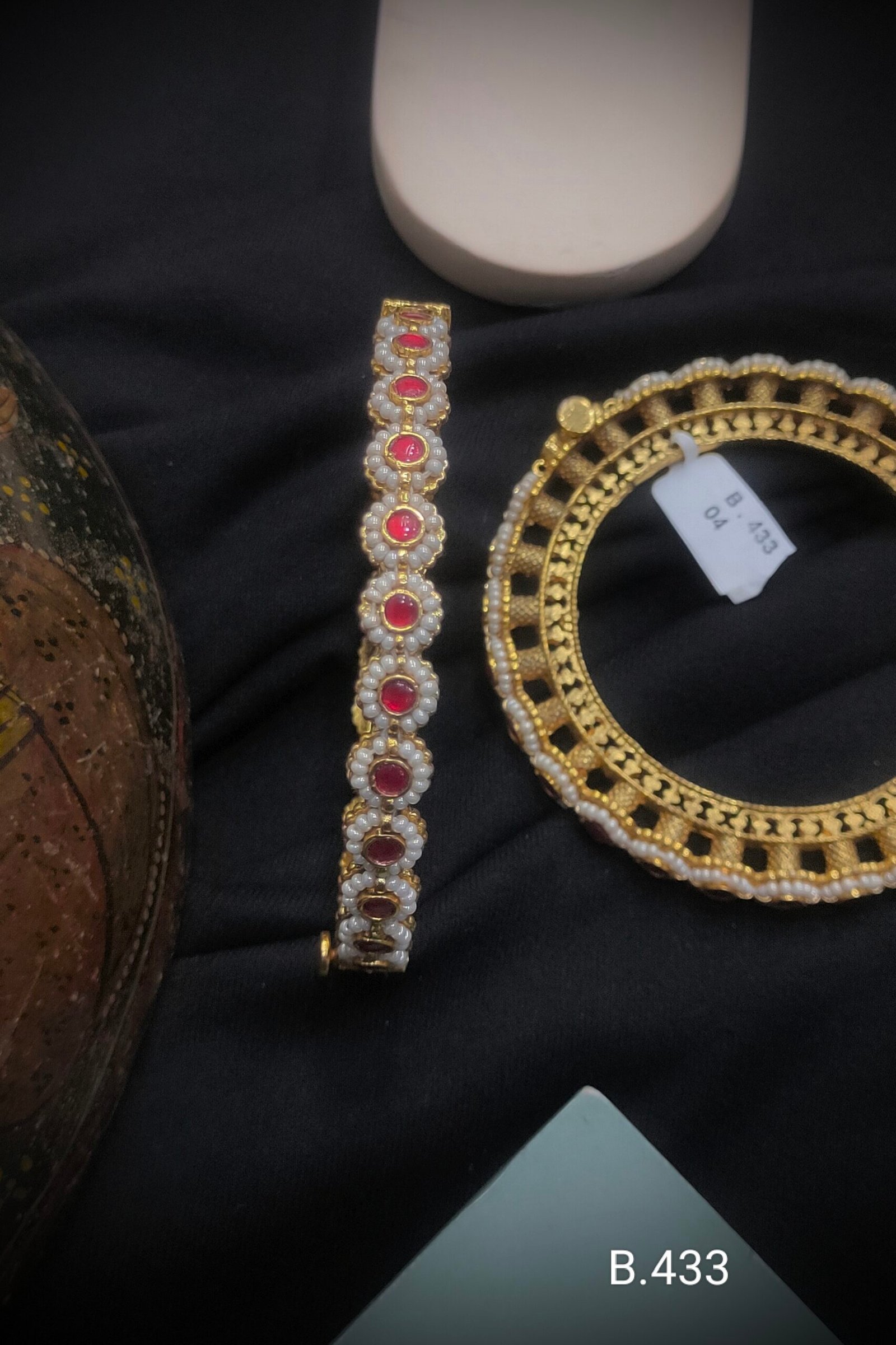 Pachi Kundan/Jadau Bangles