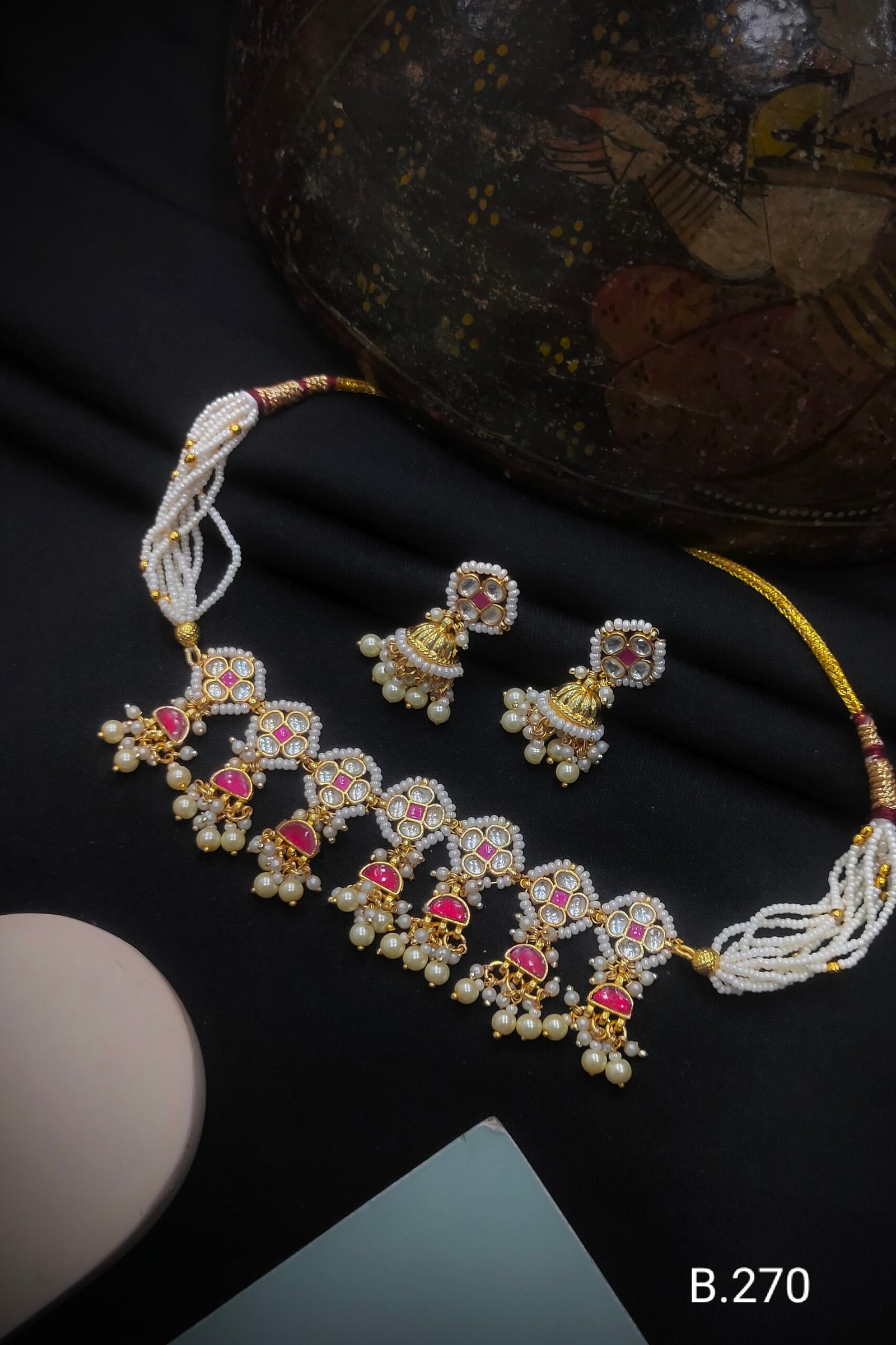 Pachi Kundan/ Jadau choker set
