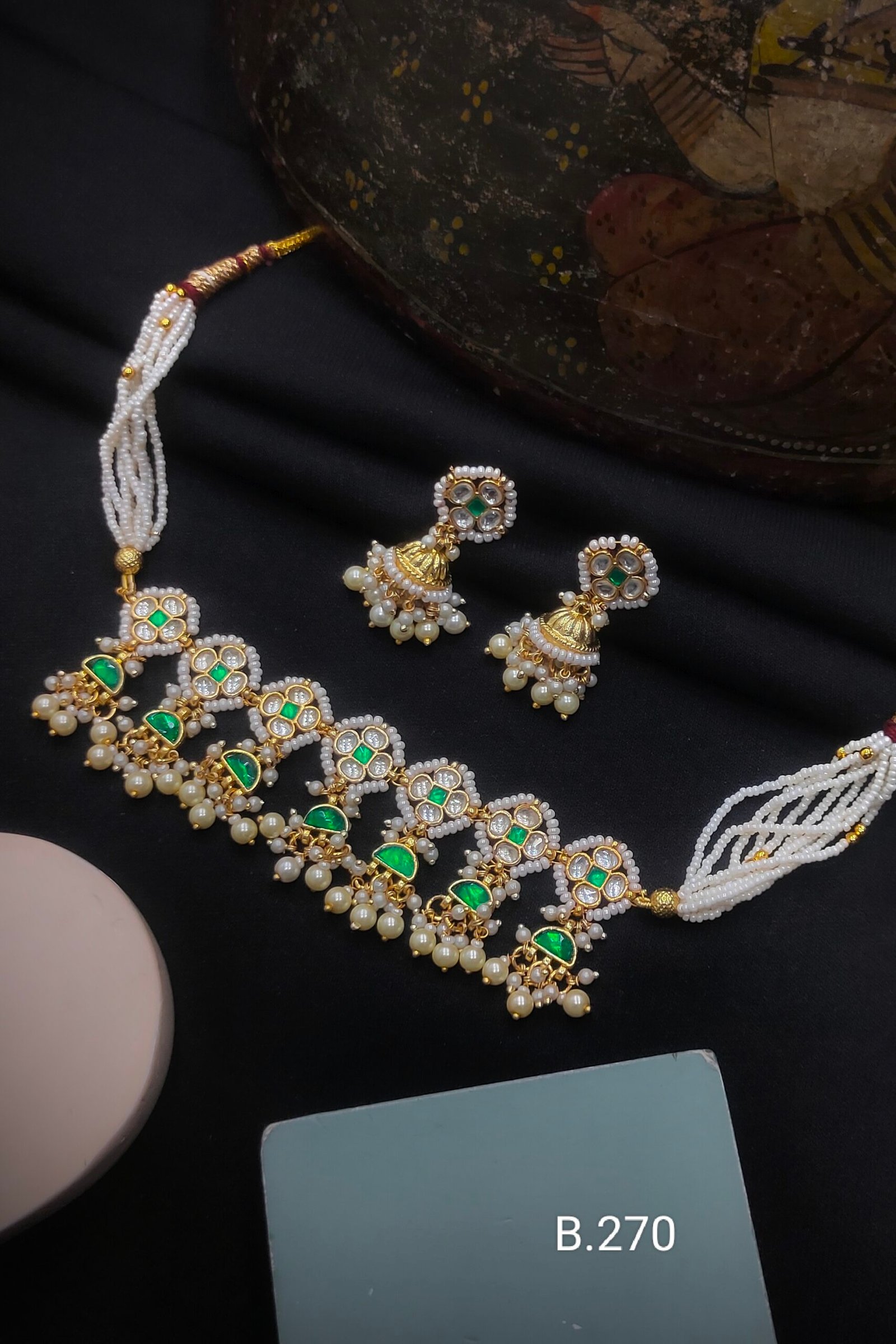 Pachi Kundan/ Jadau choker set