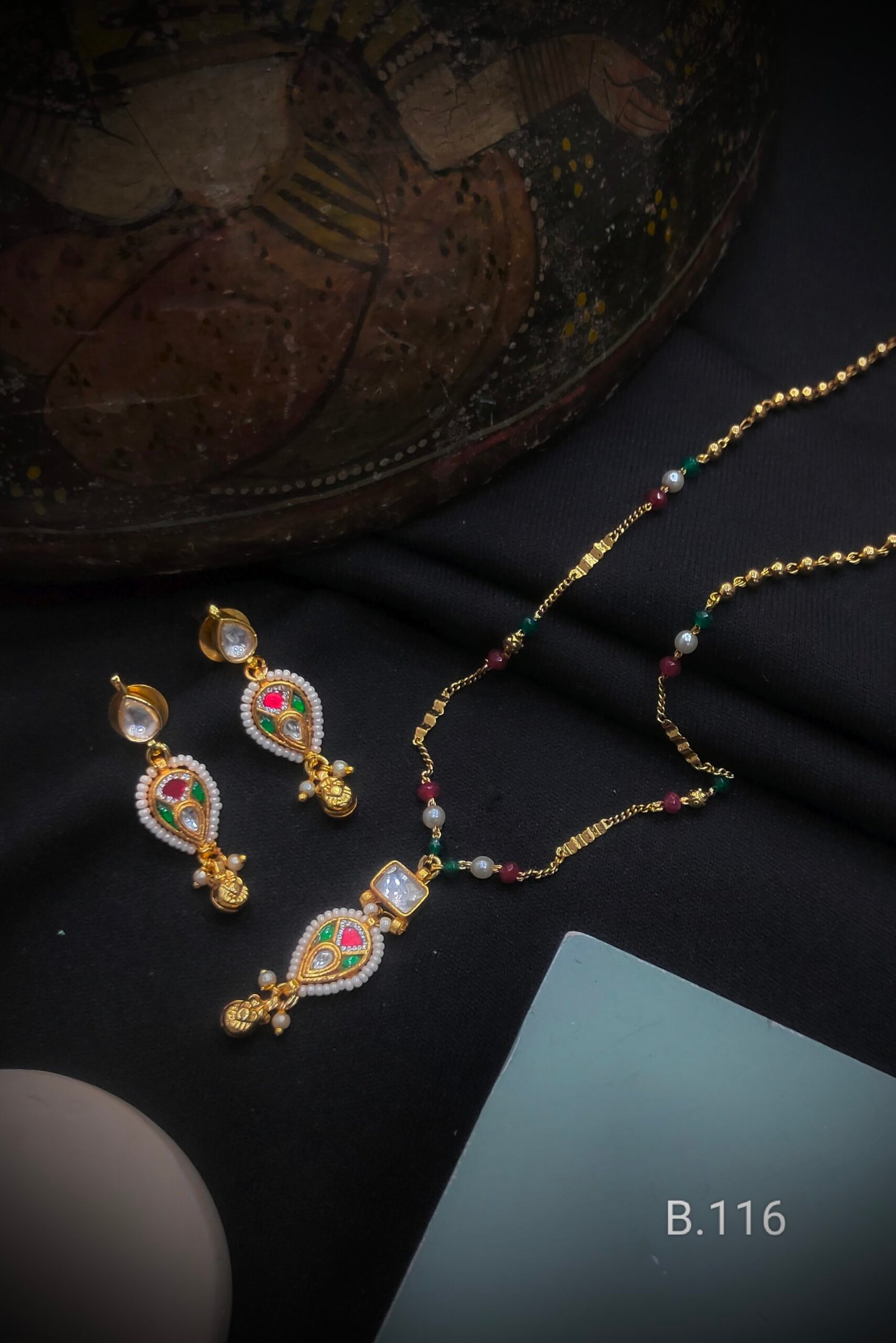 Pachi Kundan/ Jadau Pendant Set