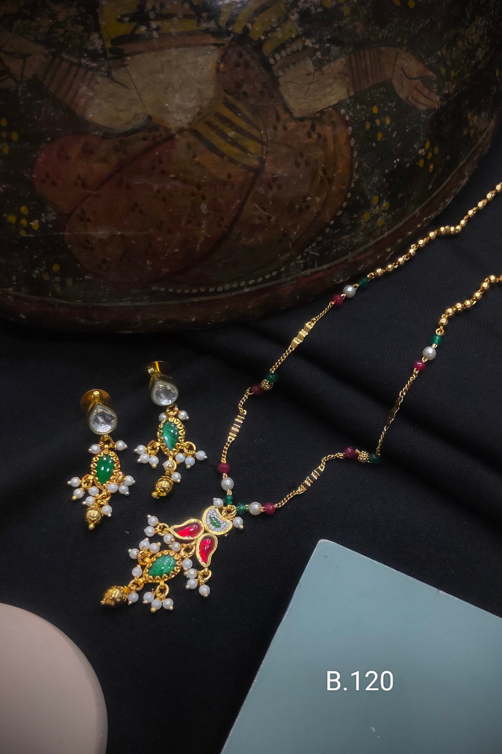 Pachi Kundan/ Jadau Pendant Set
