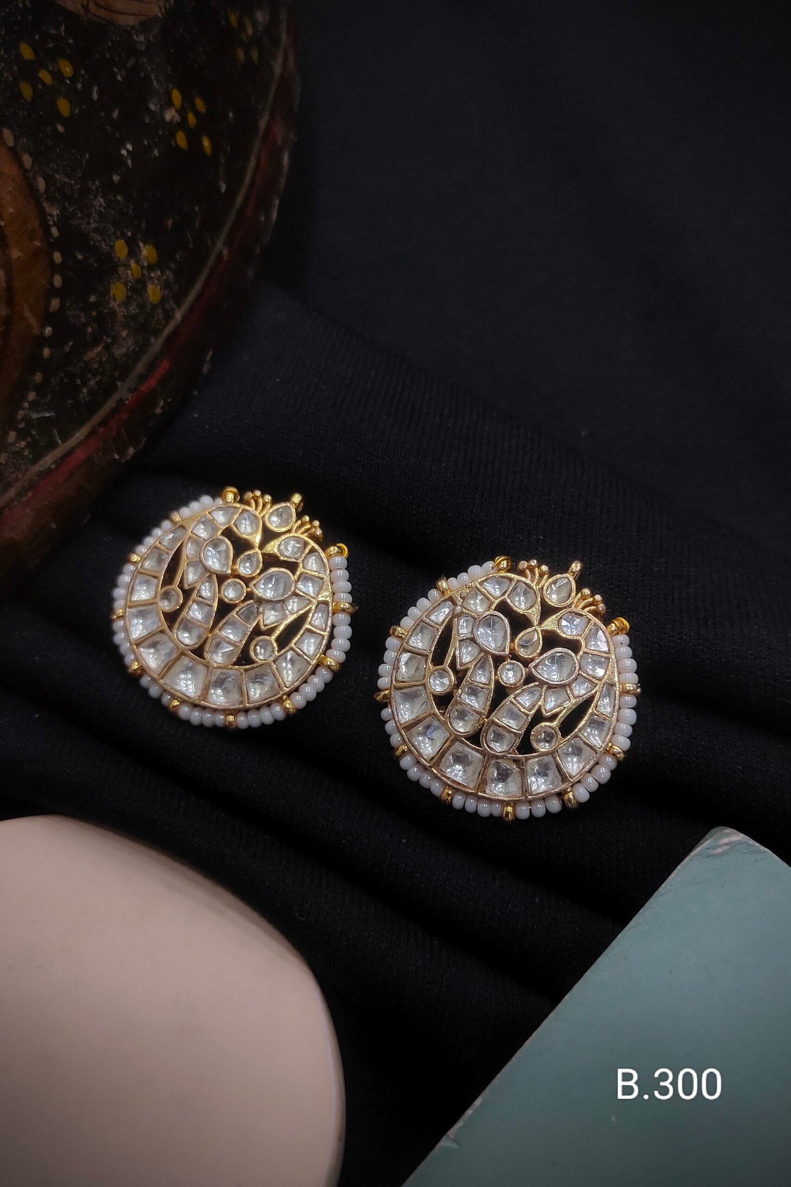 Pachi Kundan/ Jadau Tops