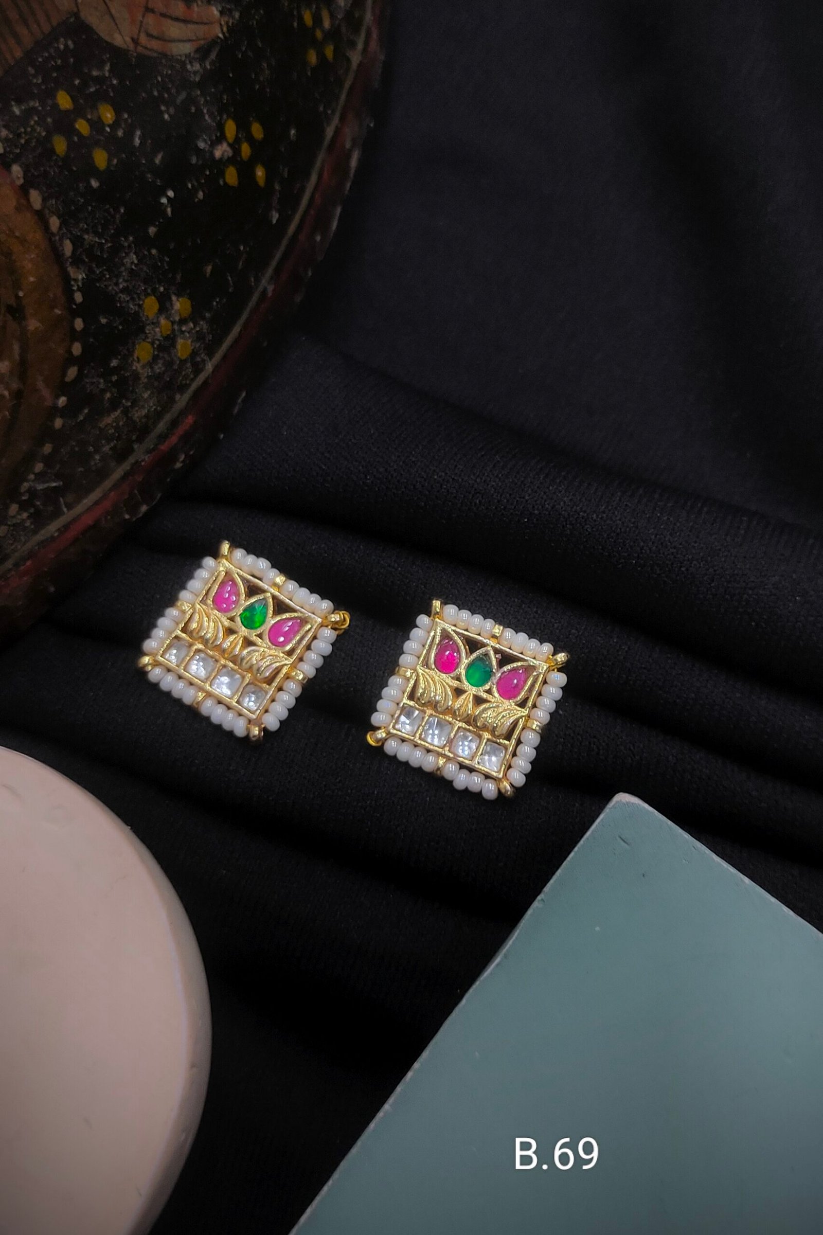 Pachi Kundan/ Jadau Tops