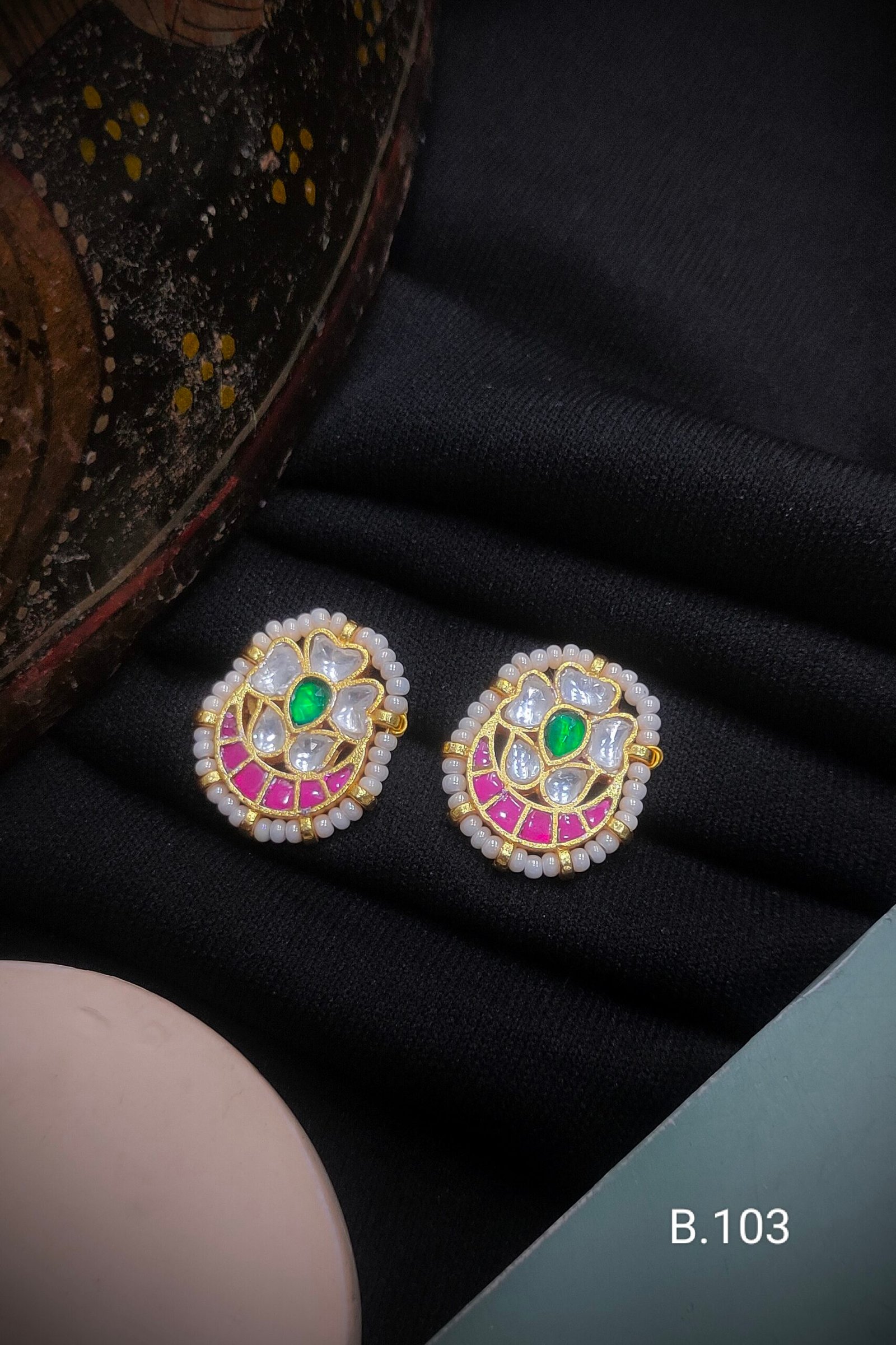 Pachi Kundan/ Jadau Tops