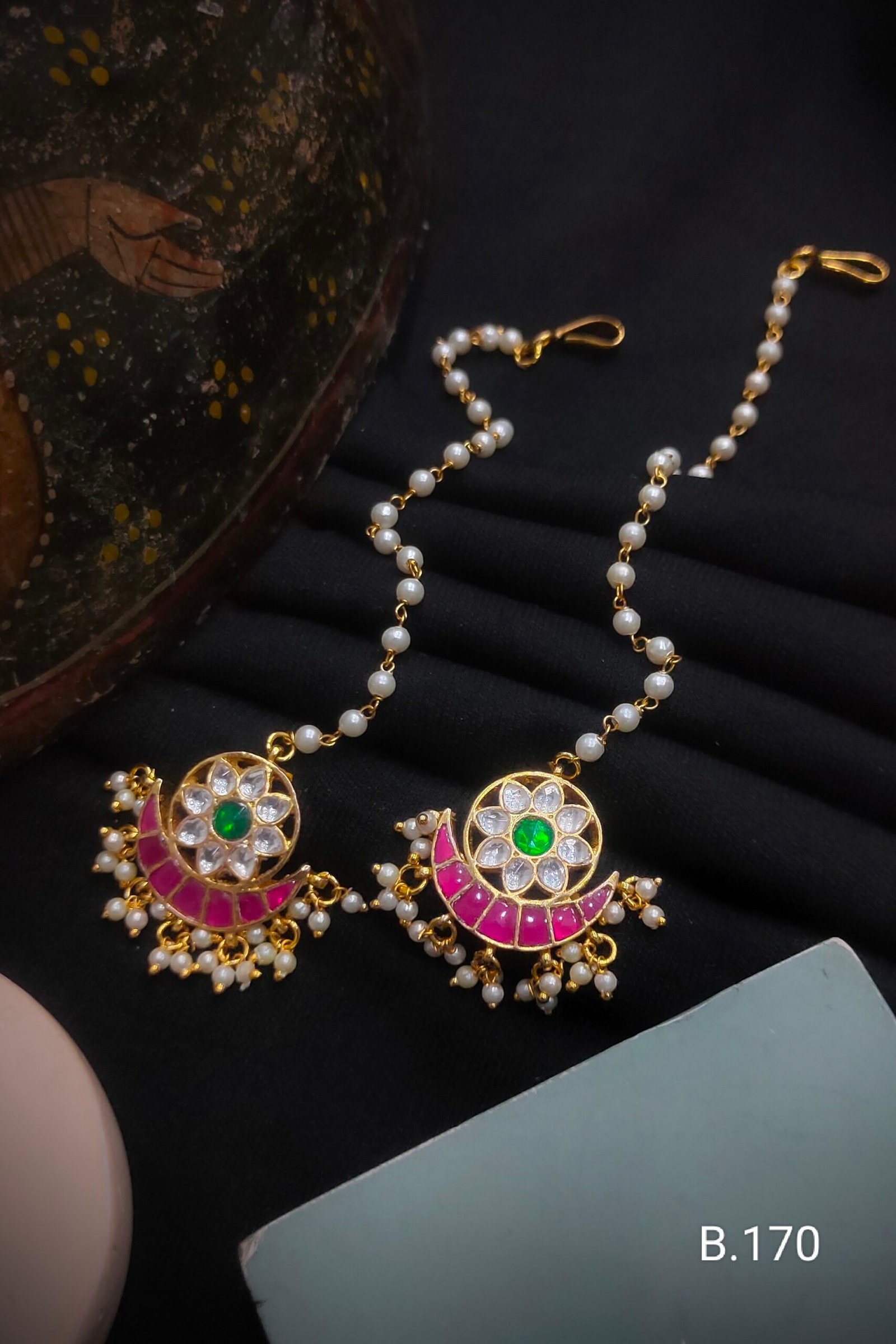 Pachi Kundan/ Jadau Tops With Earchain