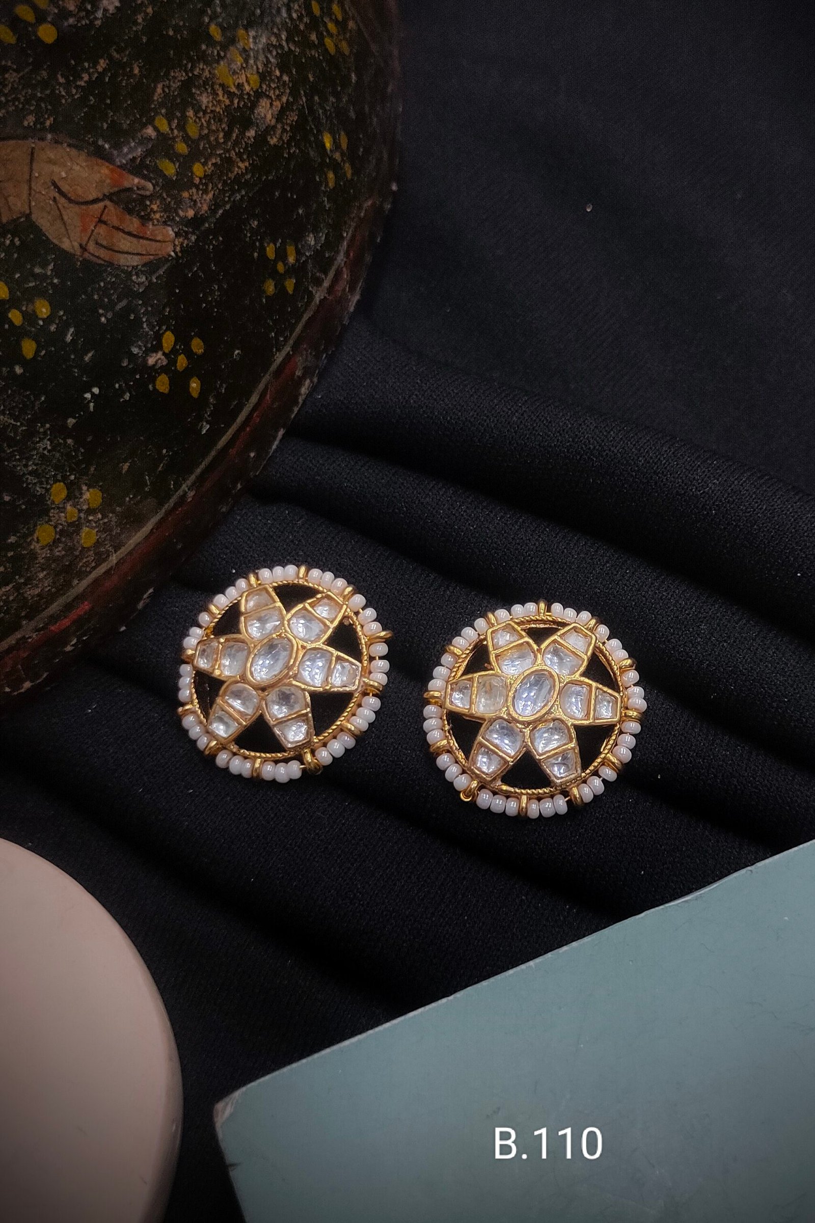 Pachi Kundan/ Jadau Tops