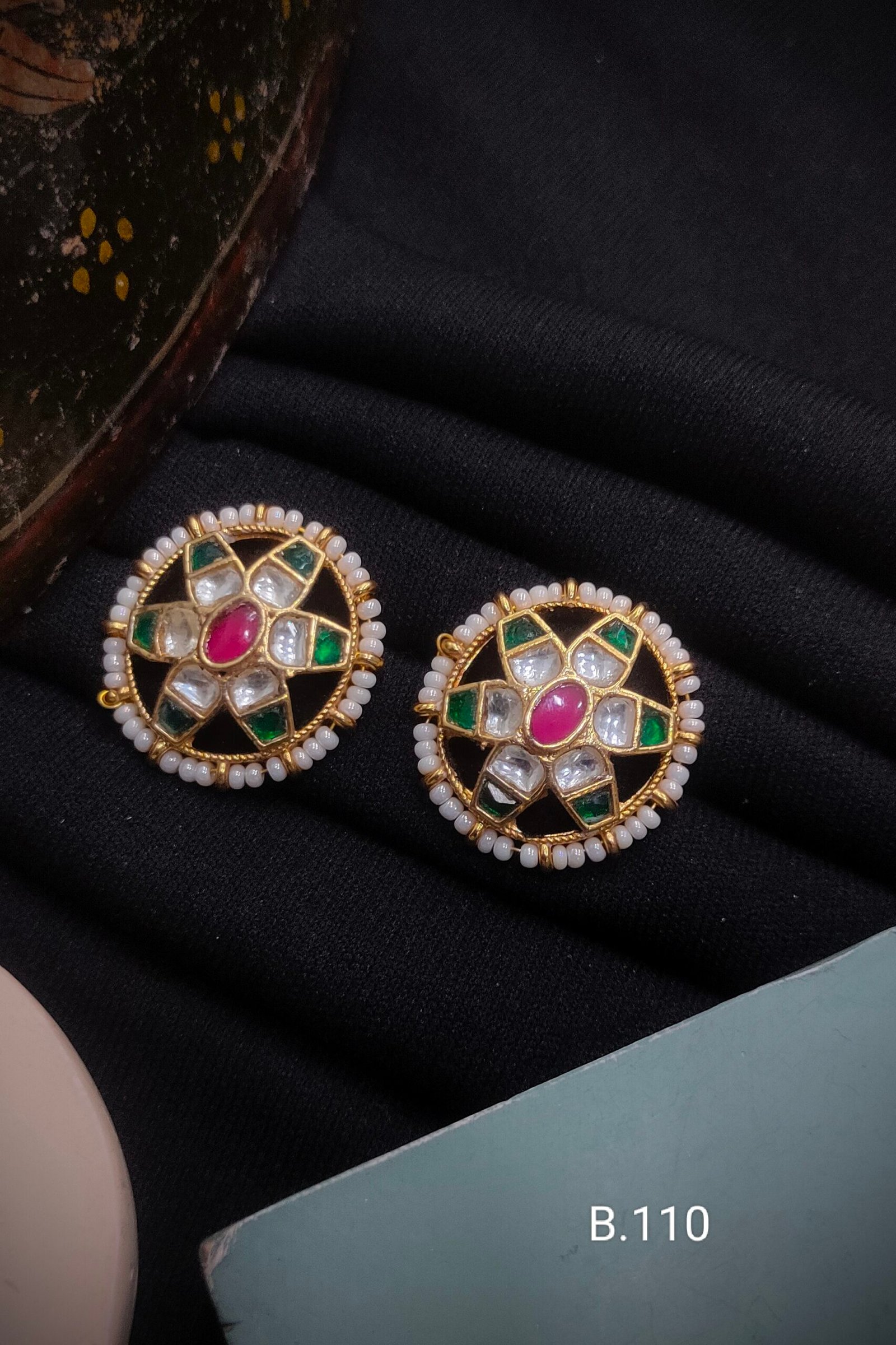 Pachi Kundan/ Jadau Tops