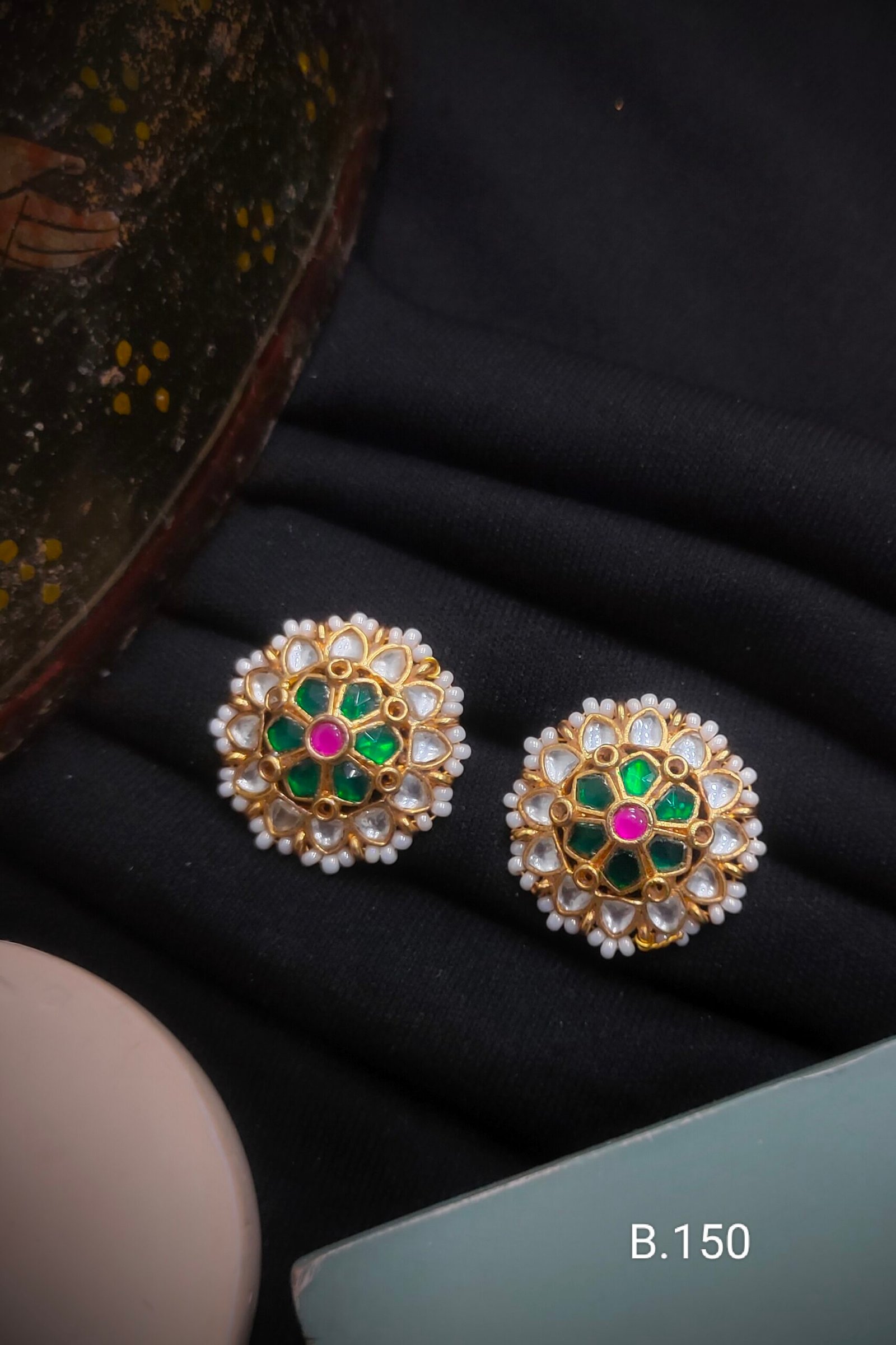 Pachi Kundan/ Jadau Tops